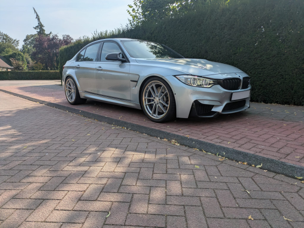 BMW M3 F80 voorzien van ABS F66 Silver 20 inch x 8.5J ET35 + 10J ET35