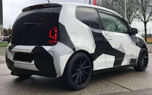 Volkswagen Up met nieuwe 17 inch 4x100 ET35 velgen.