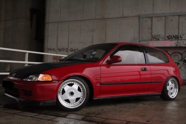 Honda Civic EG - 16 inch deepdish - 8J ET30
