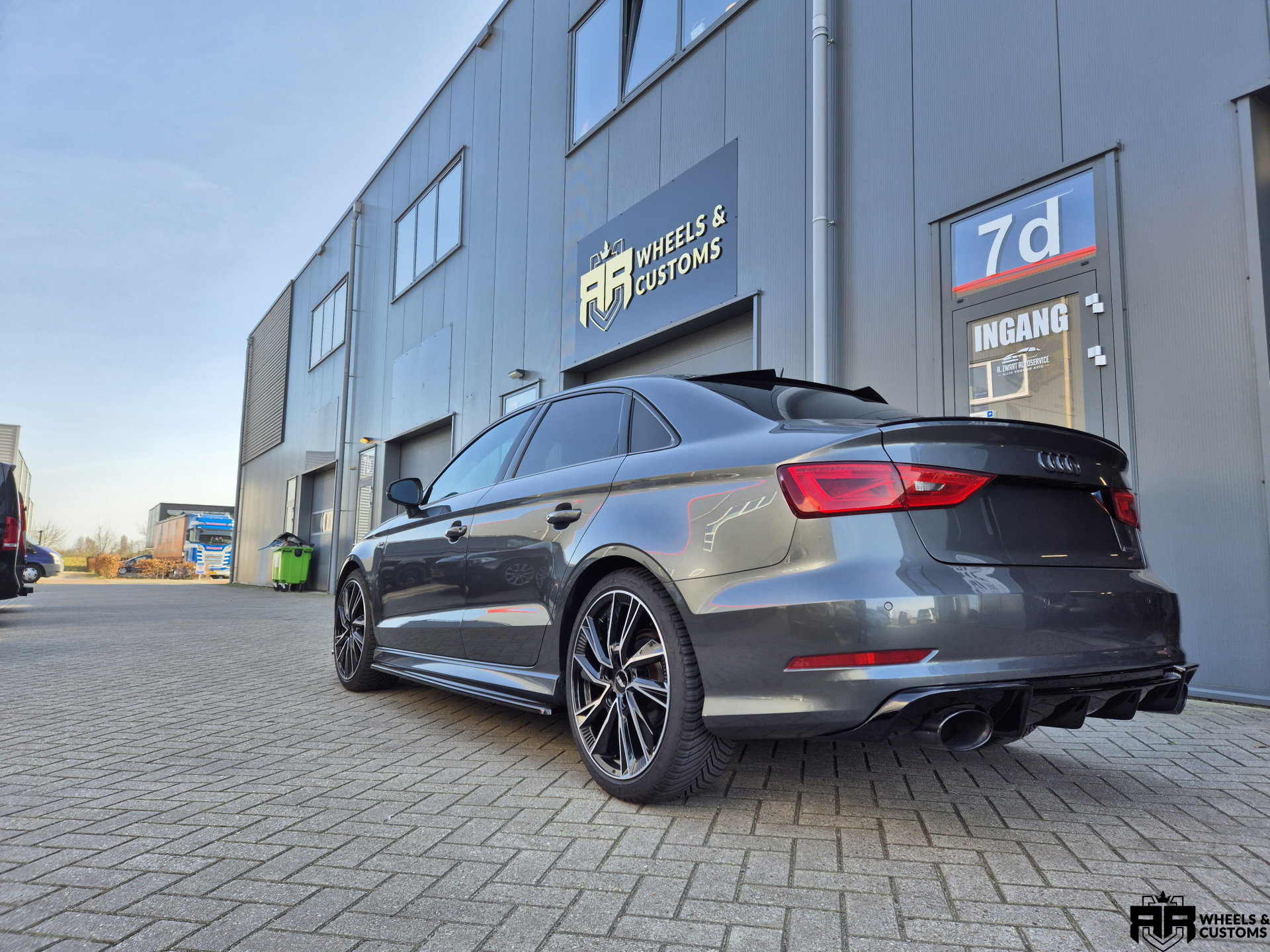 Audi A3 voorzien van Rieger Diffuser