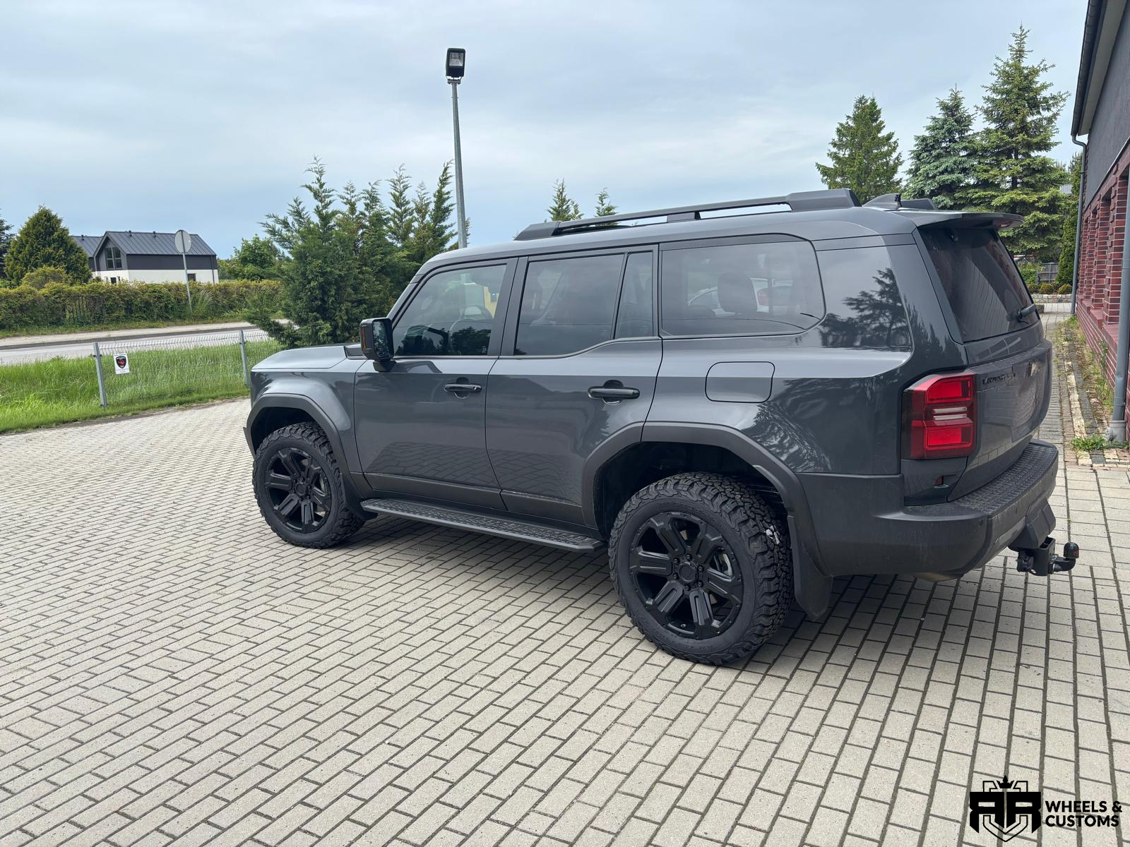 Toyota Landcruiser 250 - 20 inch Black Rhino WANAKA Matte black - 9J ET40