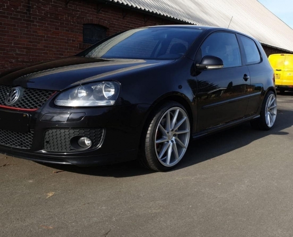 Volkswagen Golf 5 GTI - 19 inch Forzza Breedset - 8.5J + 9.5J