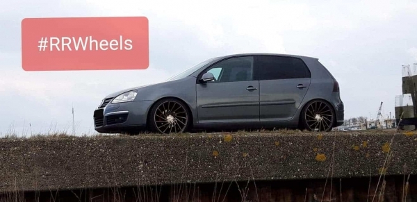 Volkswagen Golf 5 - 19 inch Riviera wheels - 5x112 8.5J ET40