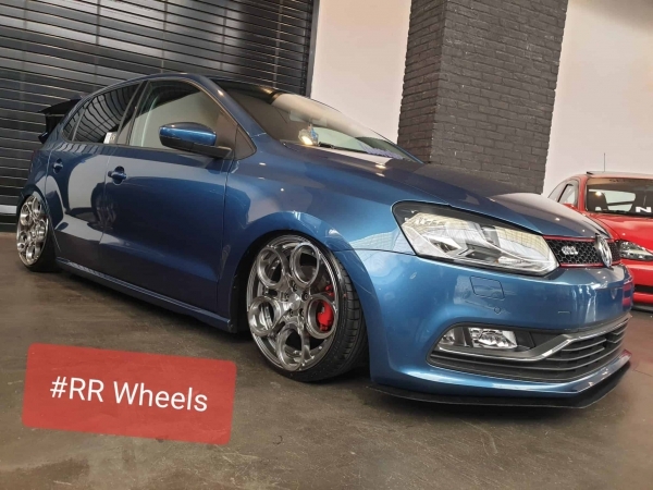 Volkswagen Polo MK5 - 17 inch Exclusive Concepts - 5x100 7.5J ET35